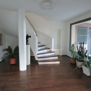 casa indipendente in vendita a Cesena in zona Cesuola