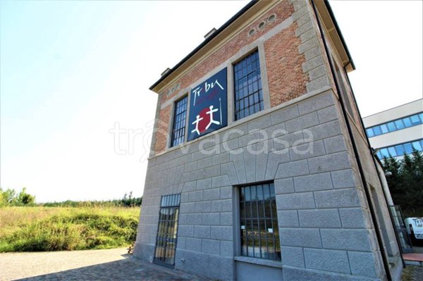 negozio in vendita a Cesena in zona Cesuola