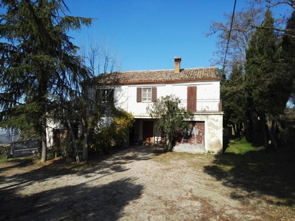 casa indipendente in vendita a Cesena in zona Carpineta