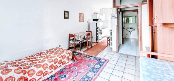 casa indipendente in vendita a Cesena in zona Centro Storico