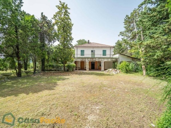 casa indipendente in vendita a Cesena
