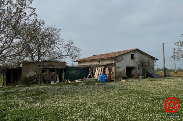 casa indipendente in vendita a Cesena in zona San Vittore