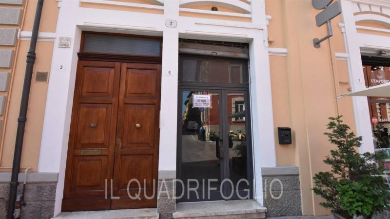 negozio in vendita a Cesena in zona Centro Storico