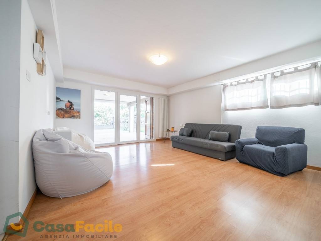 casa indipendente in vendita a Cesena in zona Oltresavio