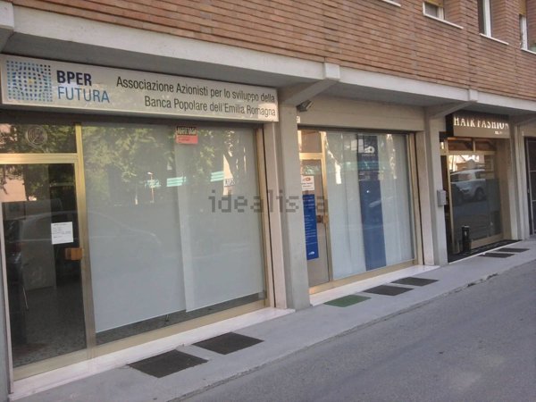 locale commerciale in vendita a Cesena in zona Centro Storico