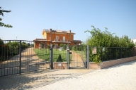 casa indipendente in vendita a Cesena in zona Calabrina