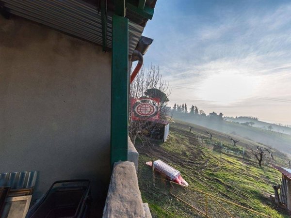 casa indipendente in vendita a Cesena in zona Oltresavio