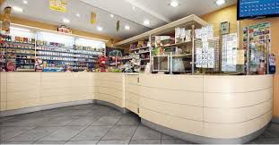 negozio in vendita a Cesena