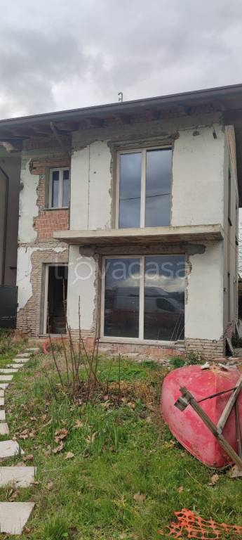 casa indipendente in vendita a Cesena in zona Pioppa
