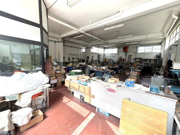 negozio in vendita a Cesena in zona Centro Storico