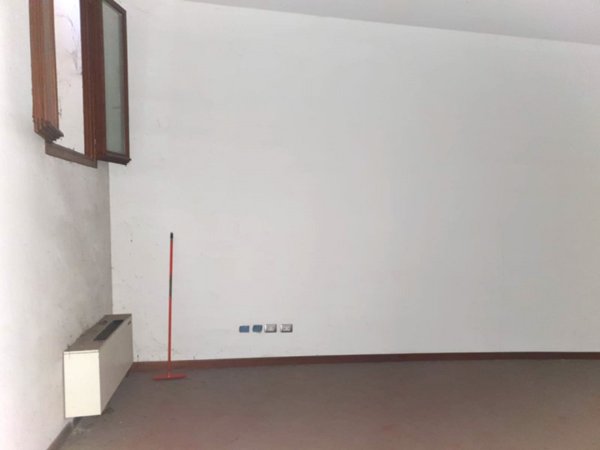 ufficio in vendita a Cesena in zona Centro Storico