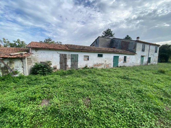 casa indipendente in vendita a Cesena in zona San Carlo