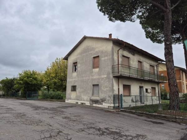casa indipendente in vendita a Cesena in zona Diegaro/Capocolle