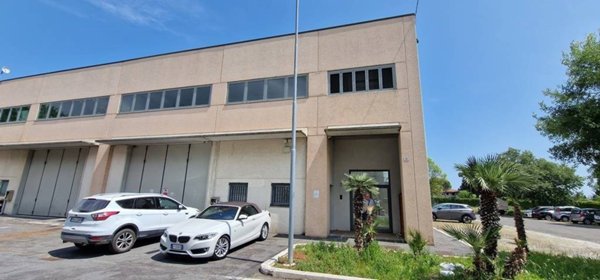 negozio in vendita a Cesena in zona Diegaro/Capocolle