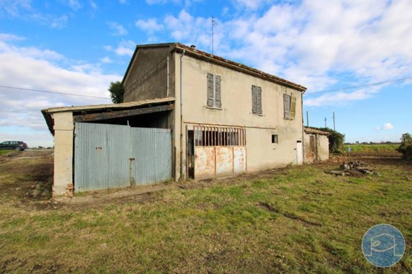 casa indipendente in vendita a Cesena in zona Ruffio