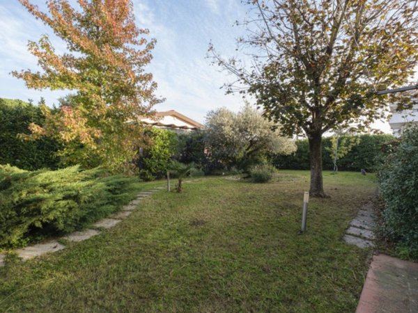 casa indipendente in vendita a Cesena in zona Sant'Egidio