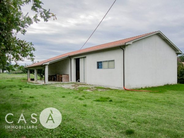 casa indipendente in vendita a Cesena in zona Cesuola