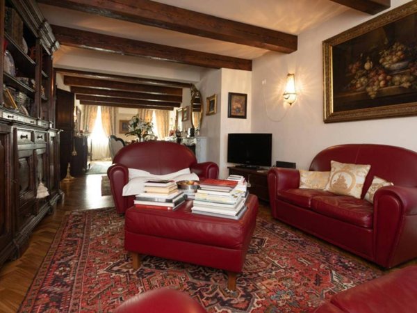 intera palazzina in vendita a Cesena in zona Centro Storico