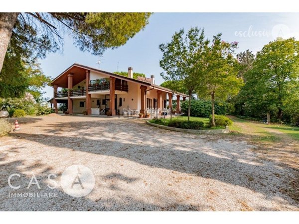 casa indipendente in vendita a Cesena in zona Bulgarnò