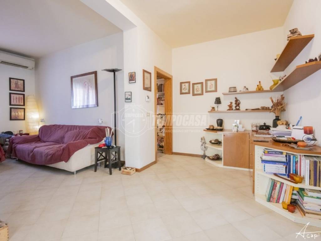 casa indipendente in vendita a Cesena in zona Fiorenzuola