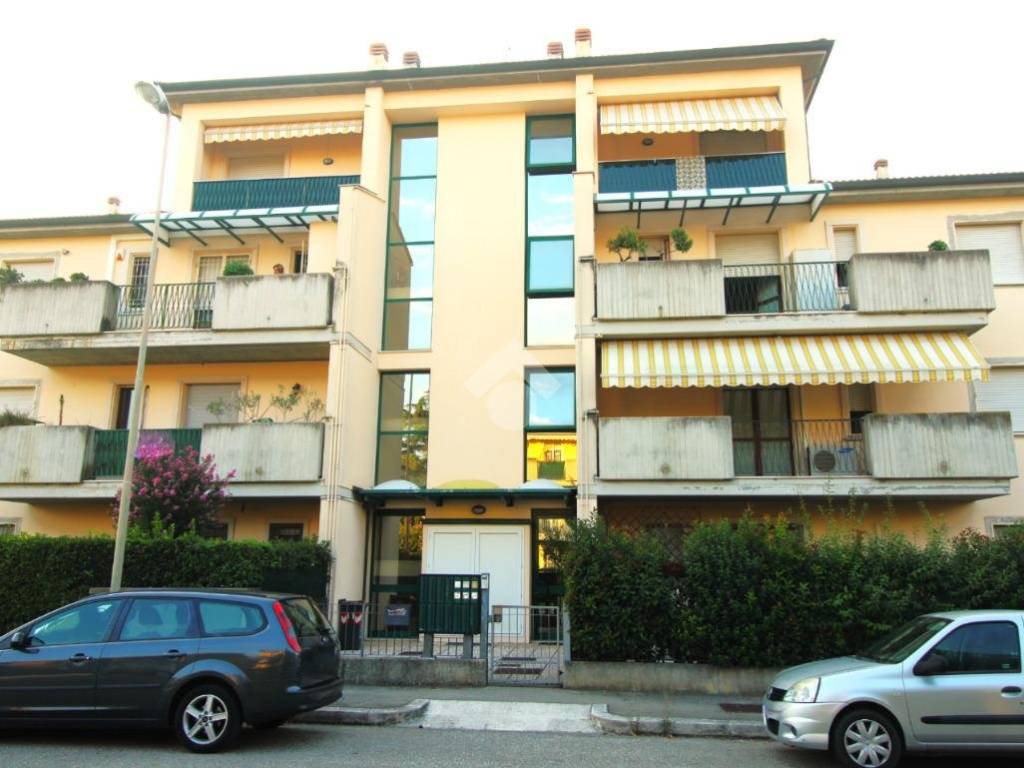 appartamento in vendita a Cesena in zona Diegaro/Capocolle