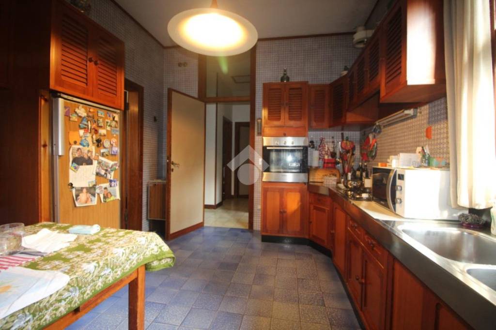 casa indipendente in vendita a Cesena in zona Cesuola