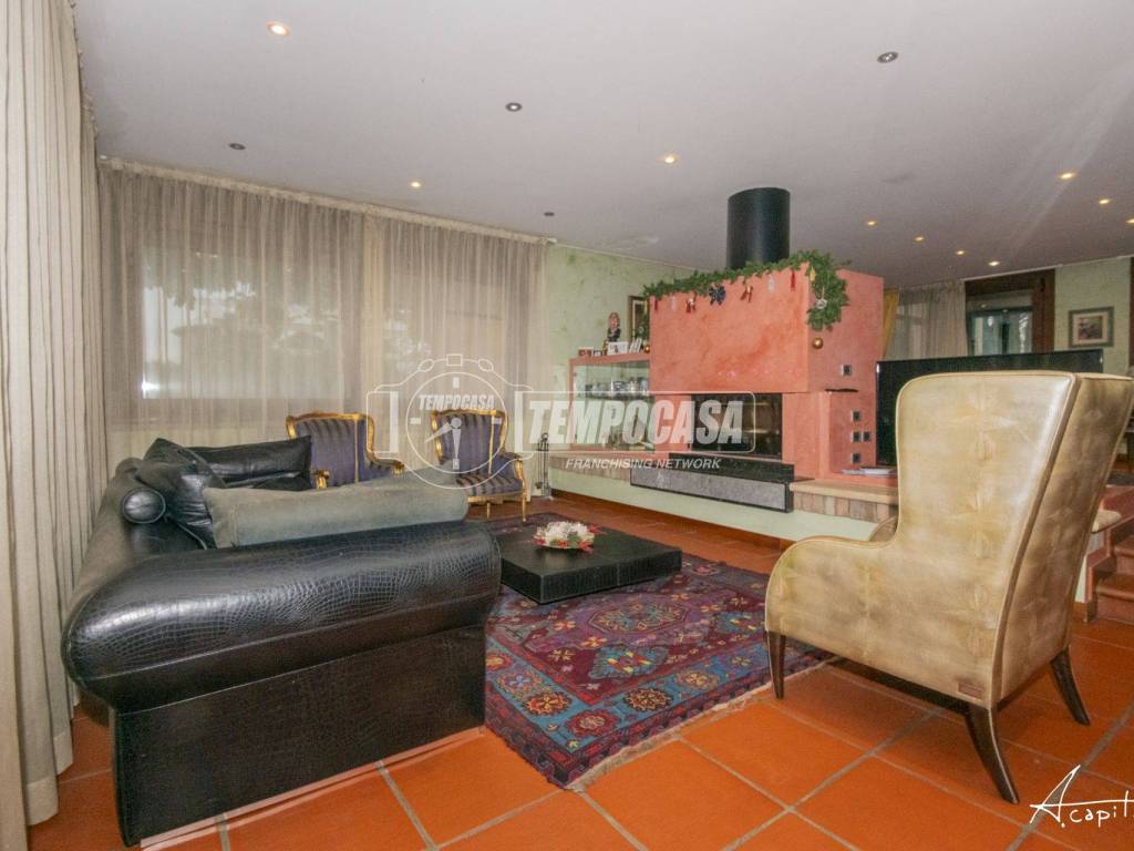 casa indipendente in vendita a Cesena in zona Villa Chiaviche