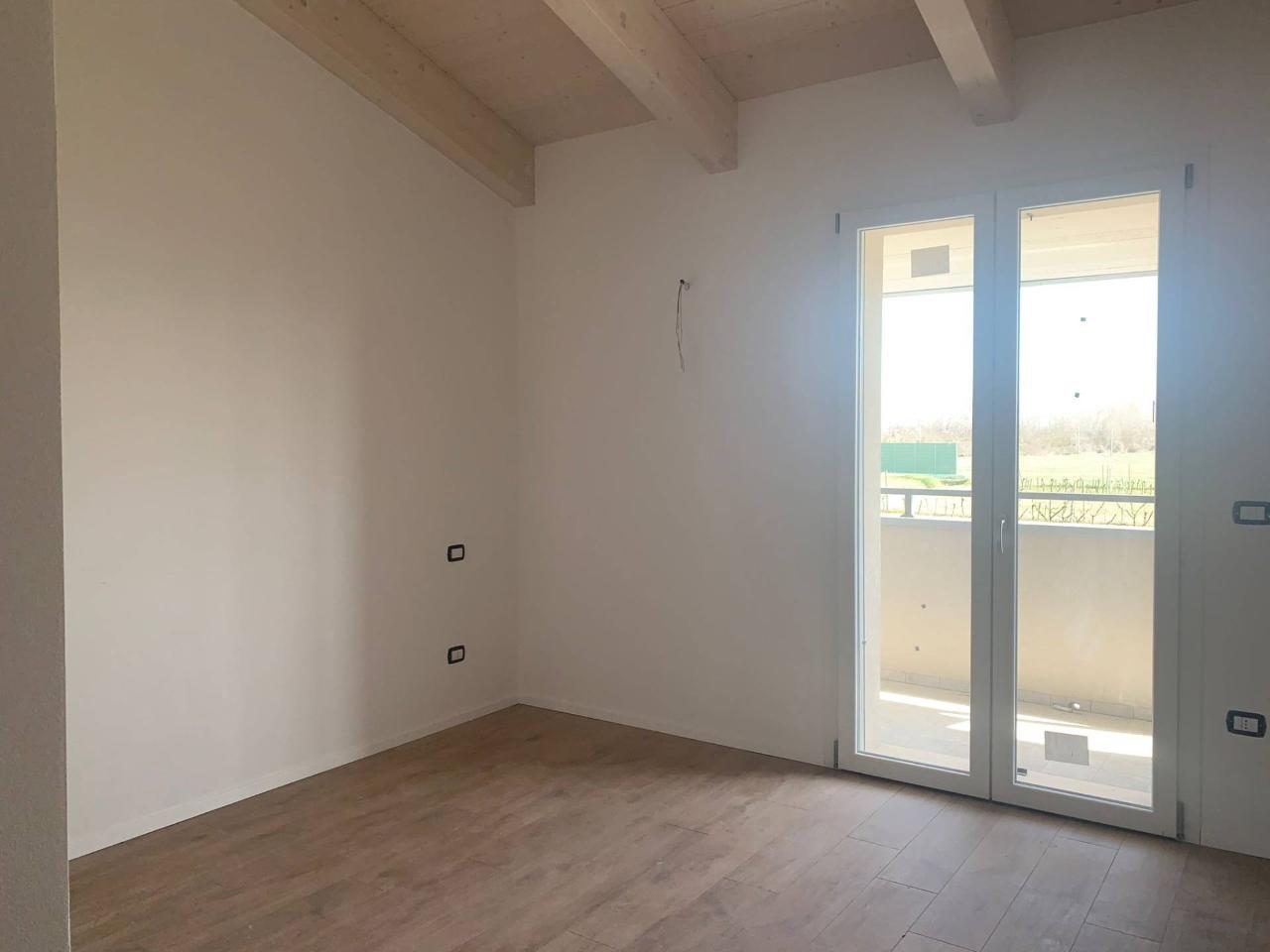 casa indipendente in vendita a Cesena in zona Fiorenzuola