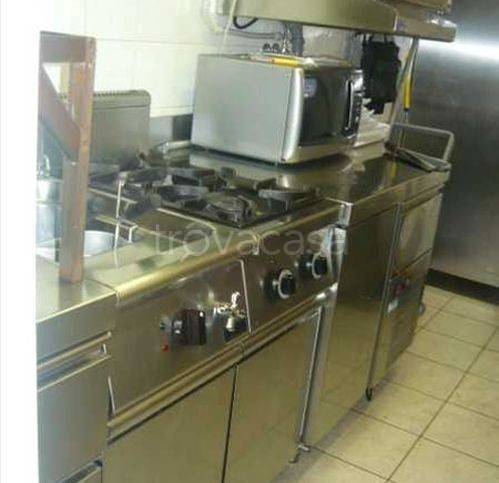 negozio in vendita a Cesena in zona Centro Storico