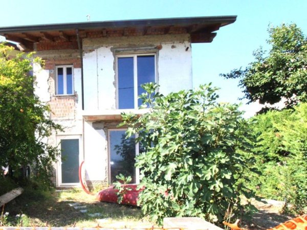 casa indipendente in vendita a Cesena in zona Vigne
