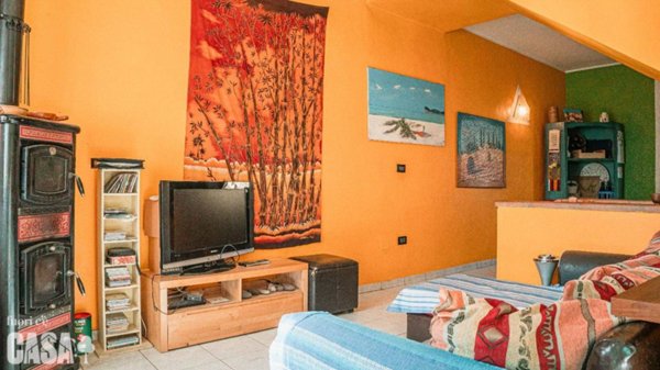 casa indipendente in vendita a Cesena in zona Borgo delle Rose