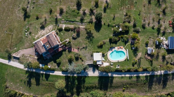 casa indipendente in vendita a Cesena in zona Centro Storico