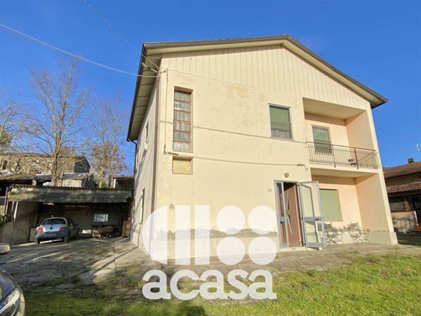 intera palazzina in vendita a Cesena in zona Oltresavio