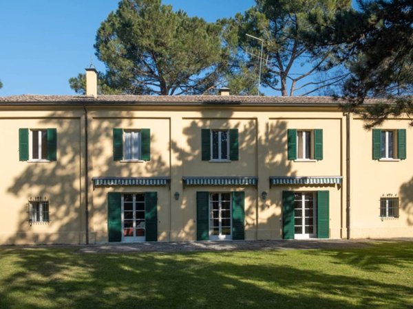 casa indipendente in vendita a Cesena in zona San Rocco
