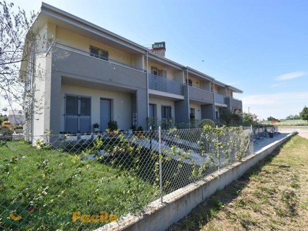 casa indipendente in vendita a Cesena