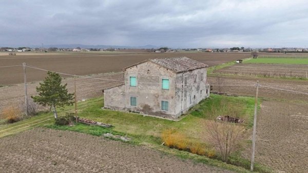 casa indipendente in vendita a Cesena in zona San Giorgio