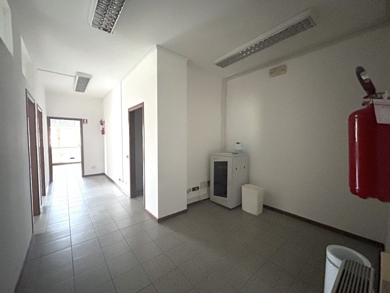 ufficio in vendita a Cesena in zona Diegaro/Capocolle