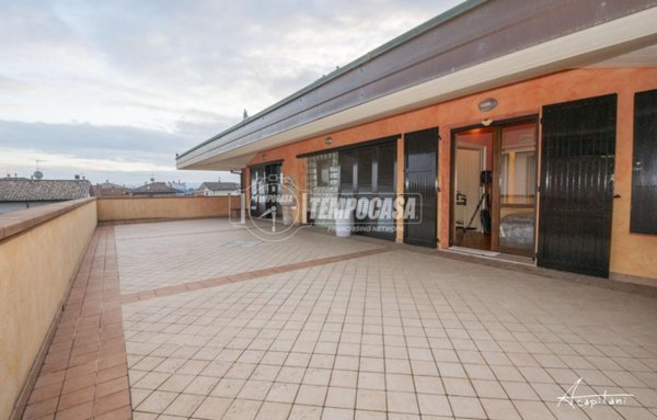 casa indipendente in vendita a Cesena in zona Villa Chiaviche