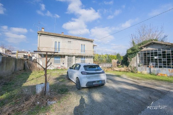 casa indipendente in vendita a Cesena in zona Pievesestina