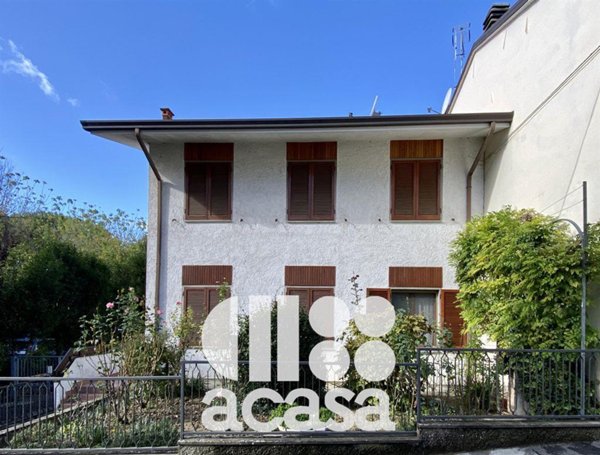 casa indipendente in vendita a Cesena in zona Cesuola