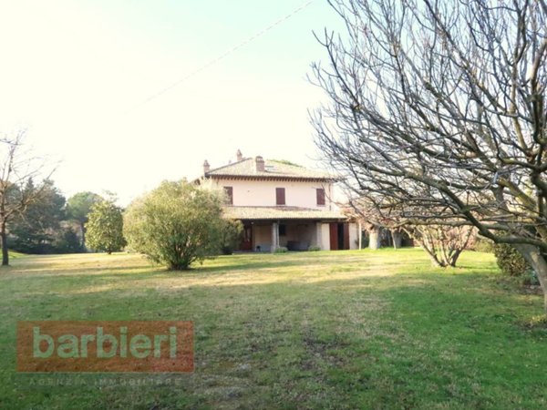 casa indipendente in vendita a Cesena in zona Saiano
