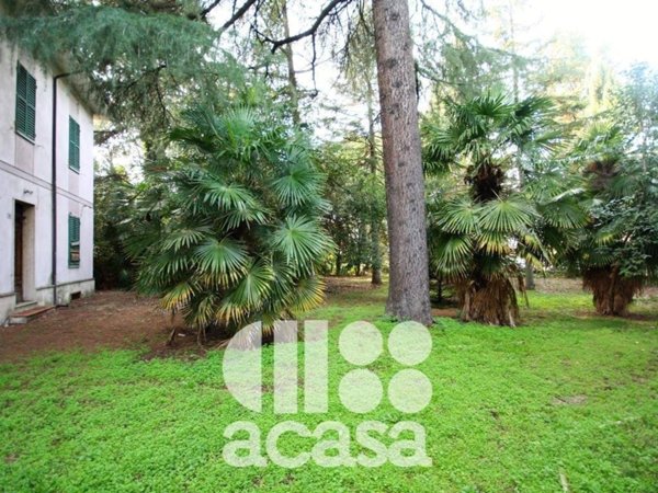 casa indipendente in vendita a Cesena in zona Fiorenzuola