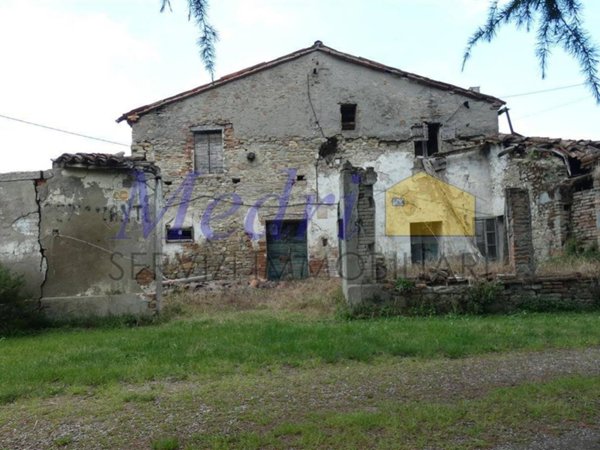 casa indipendente in vendita a Cesena in zona Oltresavio