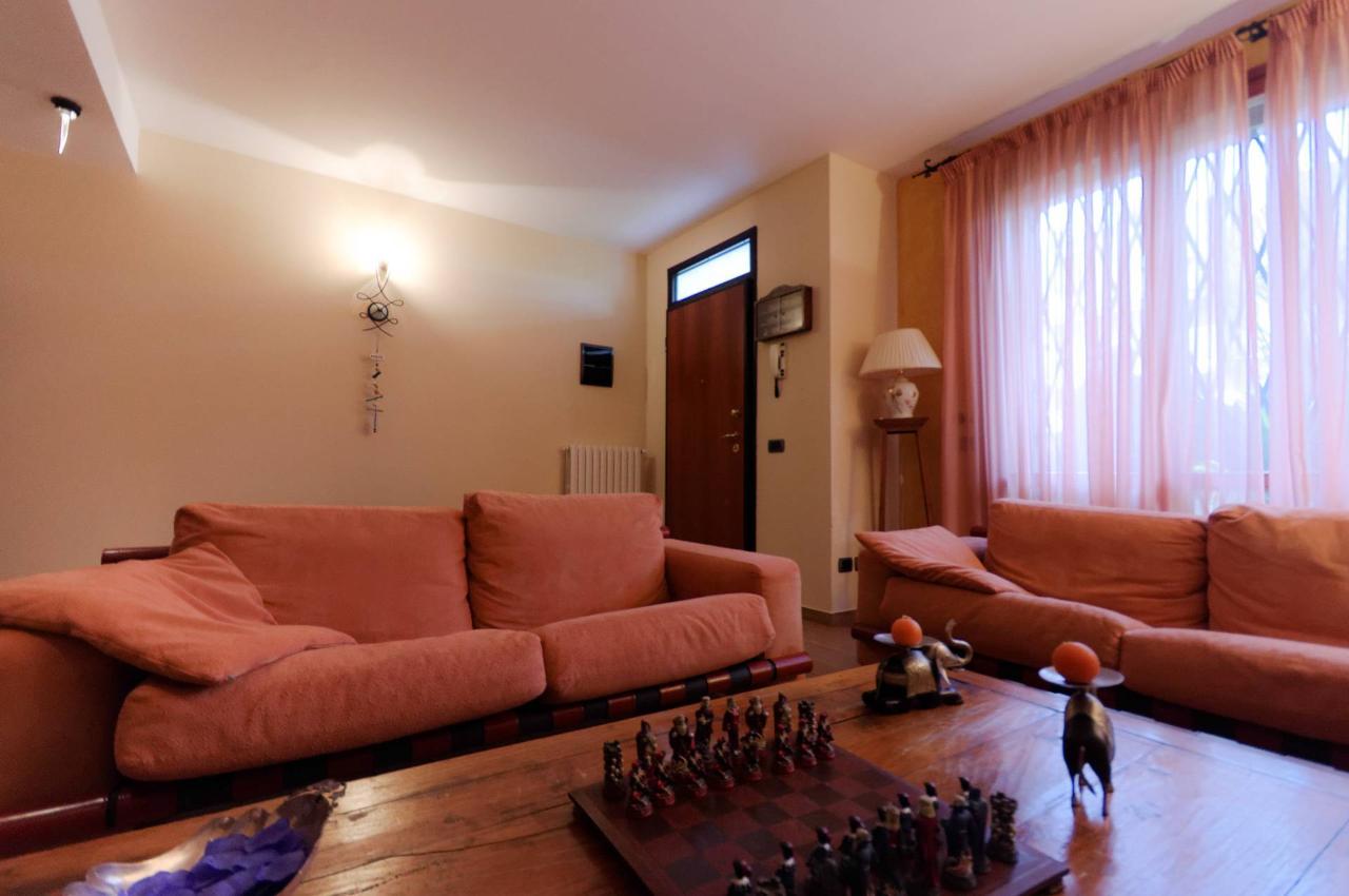 casa indipendente in vendita a Cesena in zona Fiorenzuola