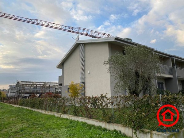 casa indipendente in vendita a Cesena in zona Fiorenzuola