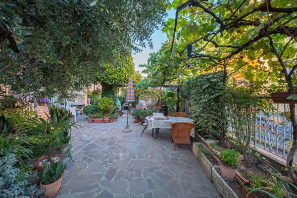 casa indipendente in vendita a Cesena