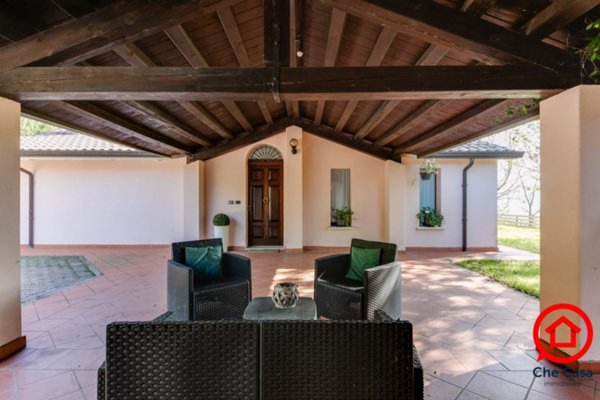 casa indipendente in vendita a Cesena in zona San Carlo