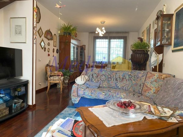 casa indipendente in vendita a Cesena