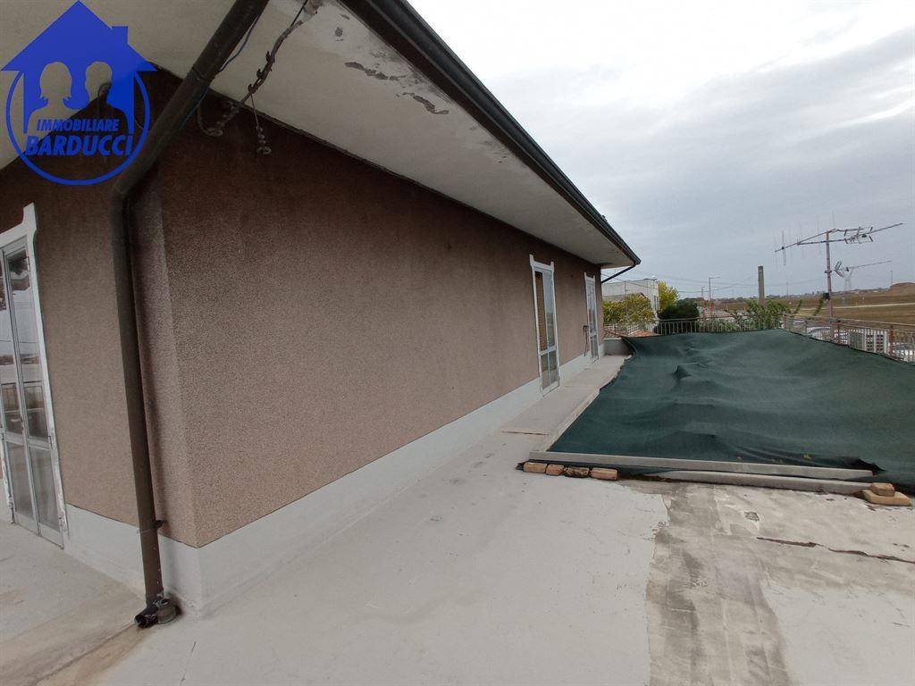 casa indipendente in vendita a Cesena in zona Pioppa