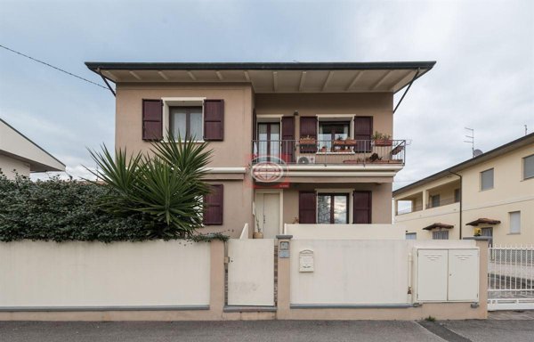 appartamento in vendita a Cesena in zona Marcorano